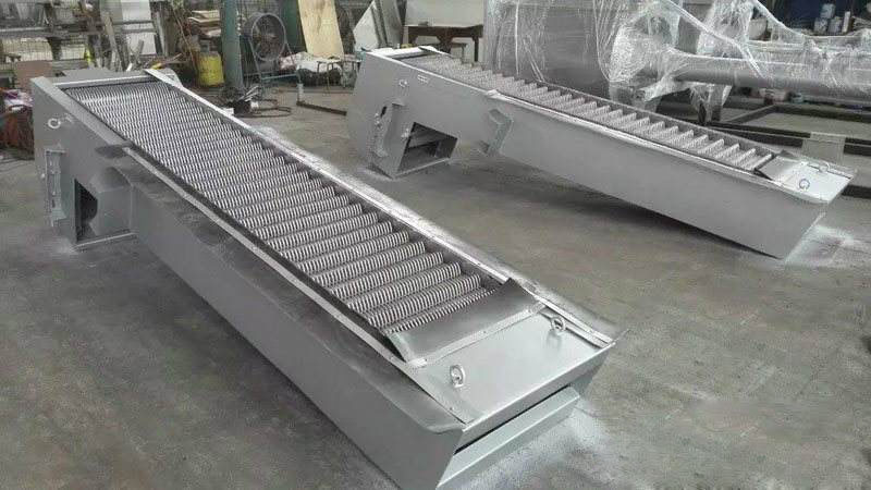 回轉(zhuǎn)式耙齒清污機